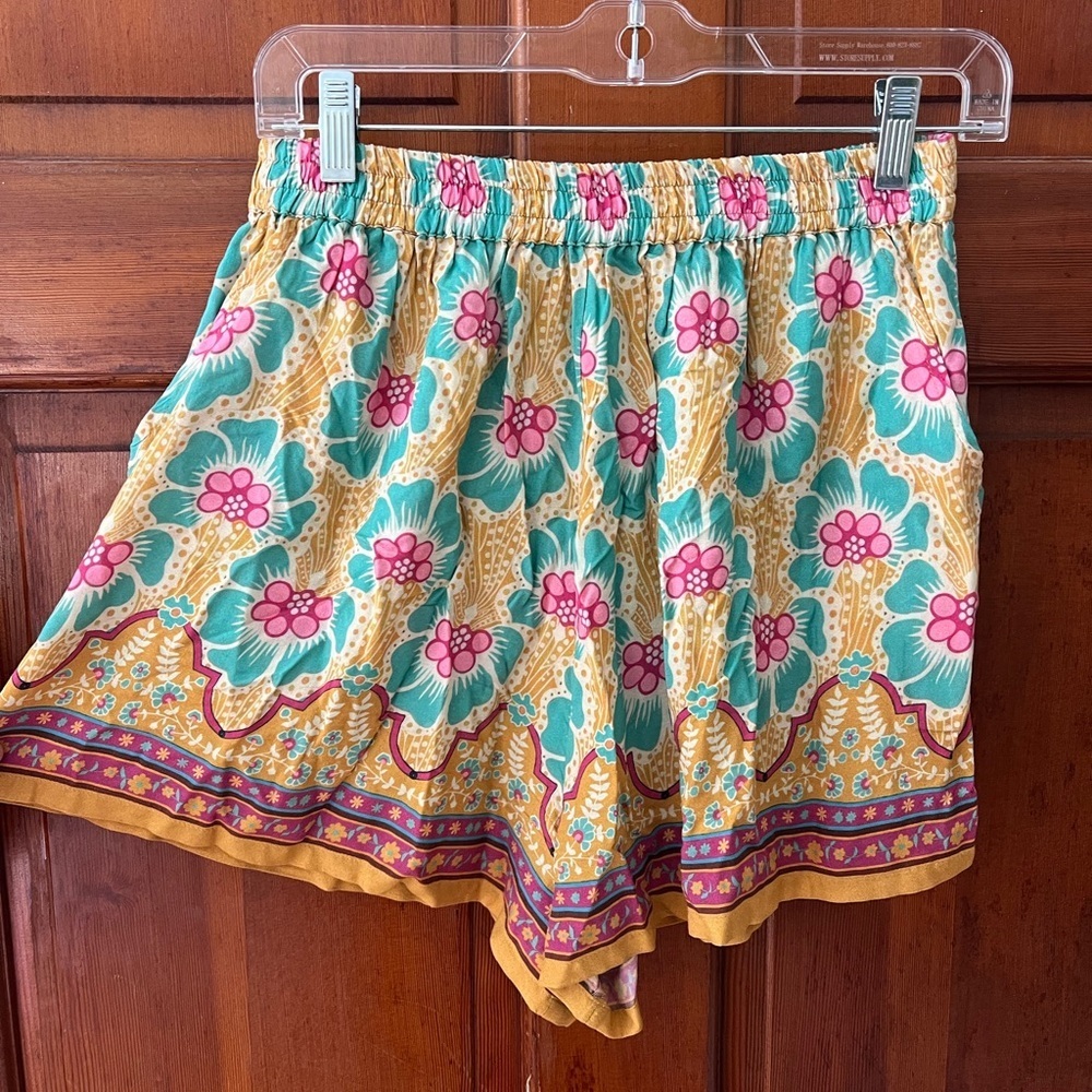Natural Life Boho Floral Shorts S/M Elastic Waist Festival Cottagecore Hippie